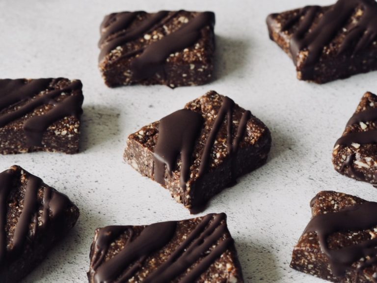 raw-mocha-slice