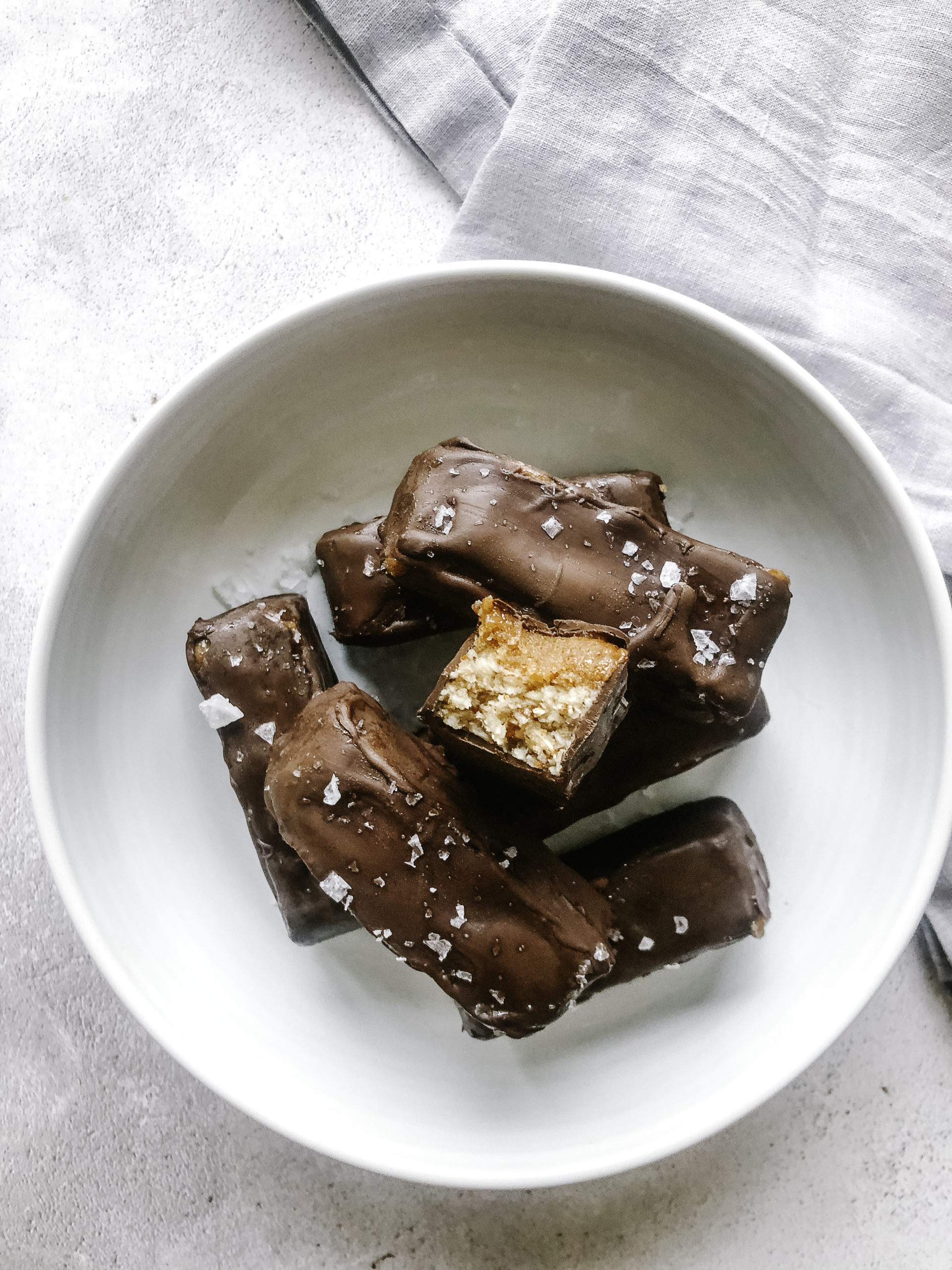 vegan-caramel-nut-bars