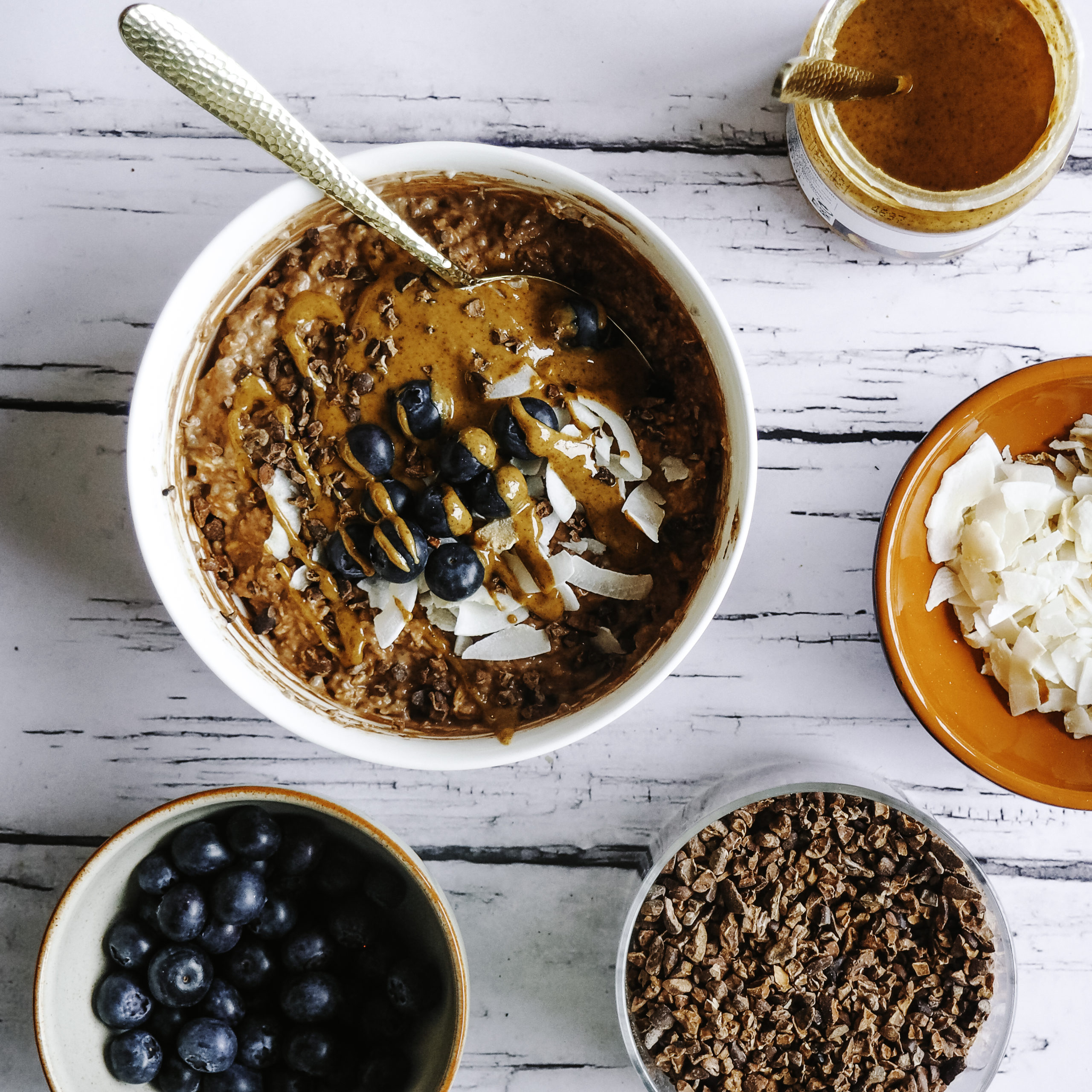 chocolate-almond-overnight-oats