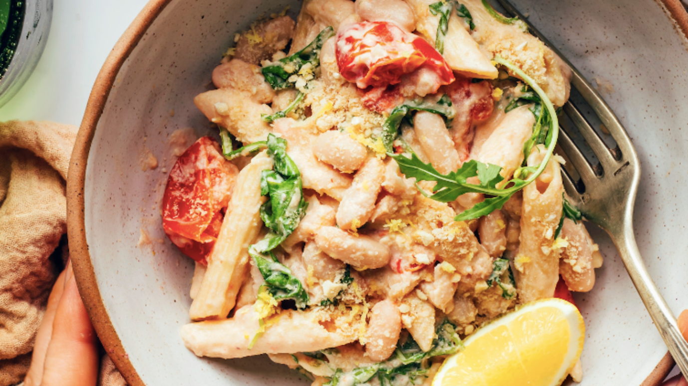 creamy-lemon-and-garlic-pasta