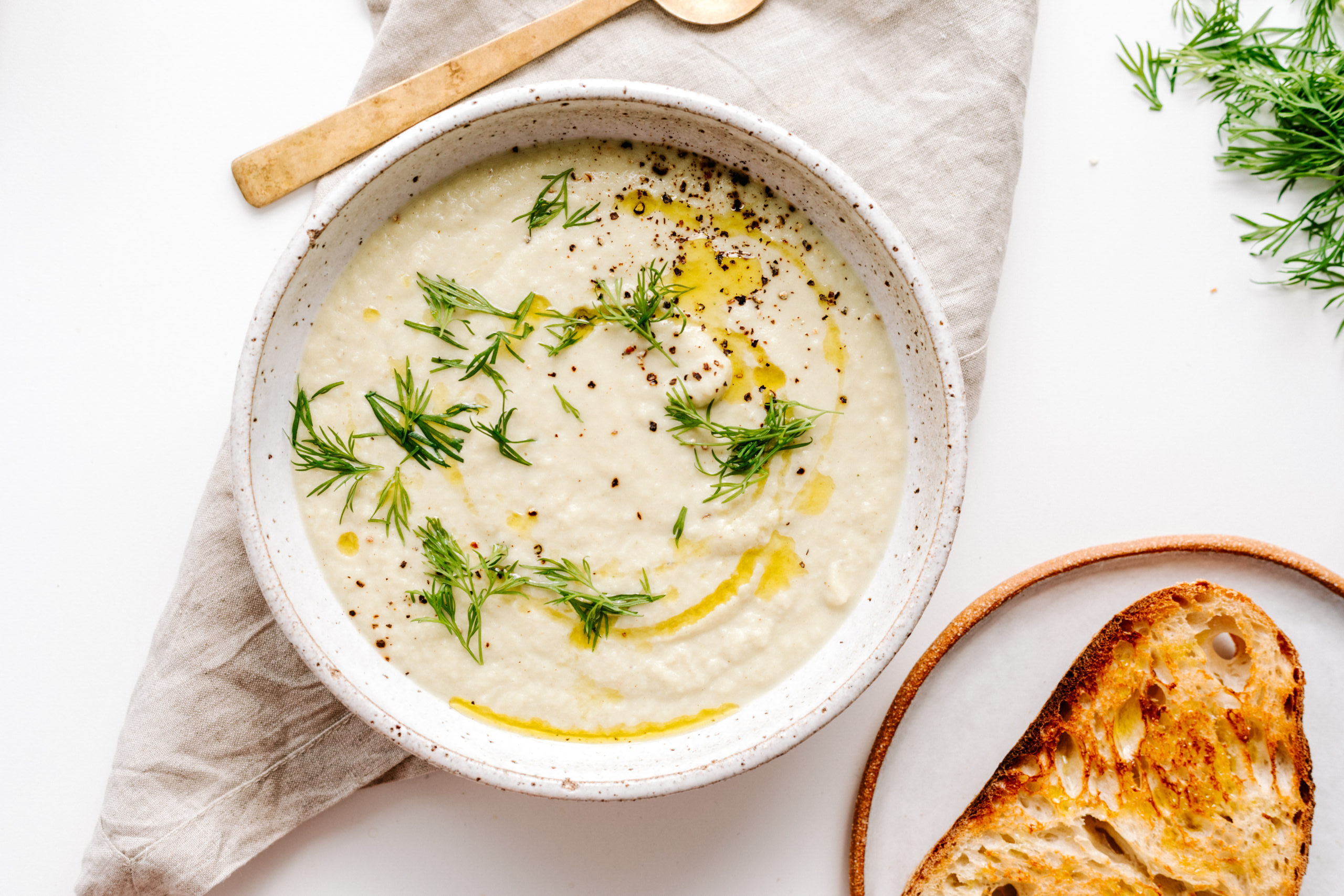 cauliflower-and-fennel-soup