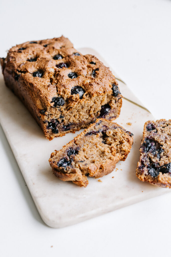 lemon-blueberry-white-chocolate-loaf