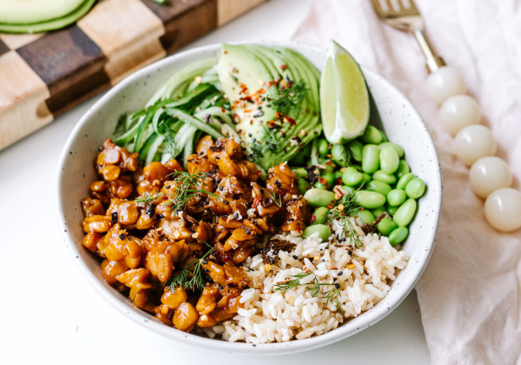 crumbled-soy-tempeh-bowl